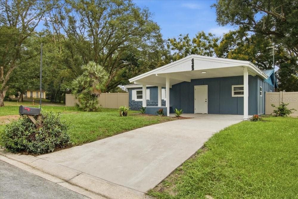 Single Family Residence at 6402 BASIC LN, ORLANDO, photo 16 of 28