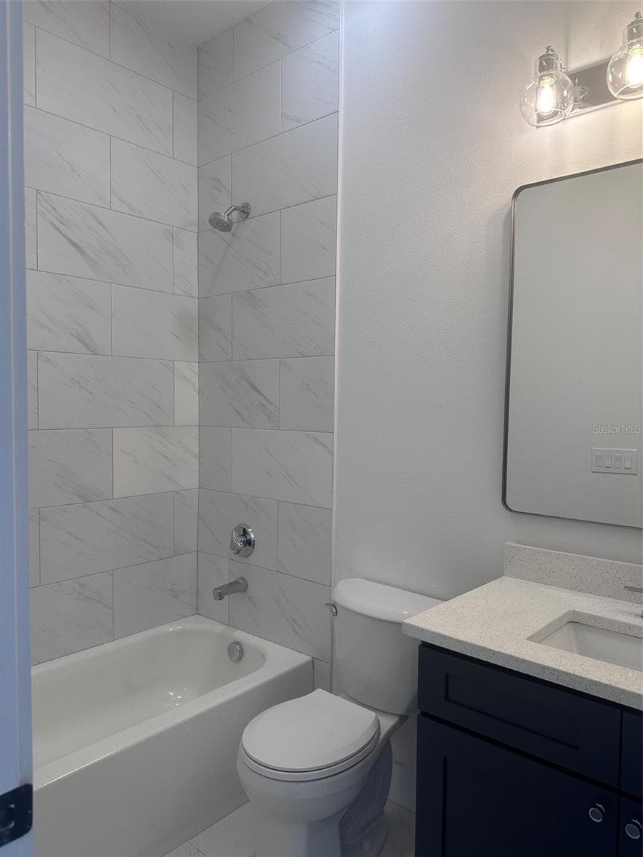 Townhouse at 1531 29TH AVE N, ST PETERSBURG, photo 17 of 21