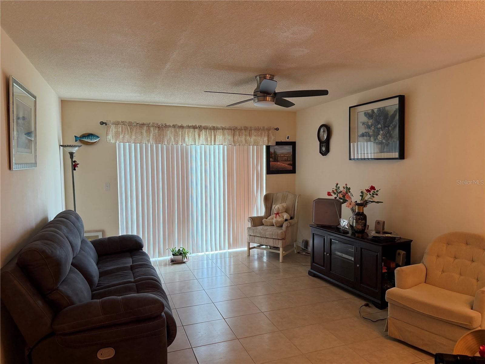 Villa at 358 EASTON CT, LEHIGH ACRES, photo 6 of 38