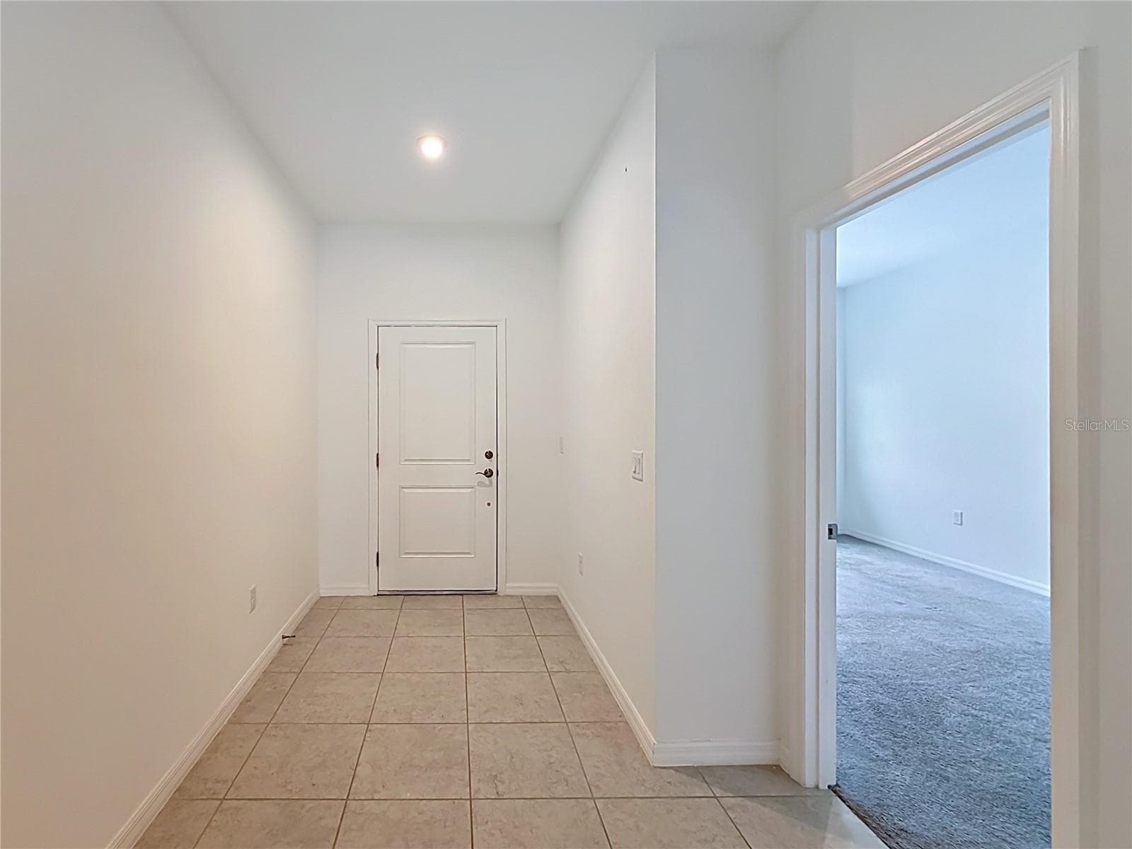 Single Family Residence at 418 QUAYSIDE AVE AVE, MASCOTTE, photo 8 of 53