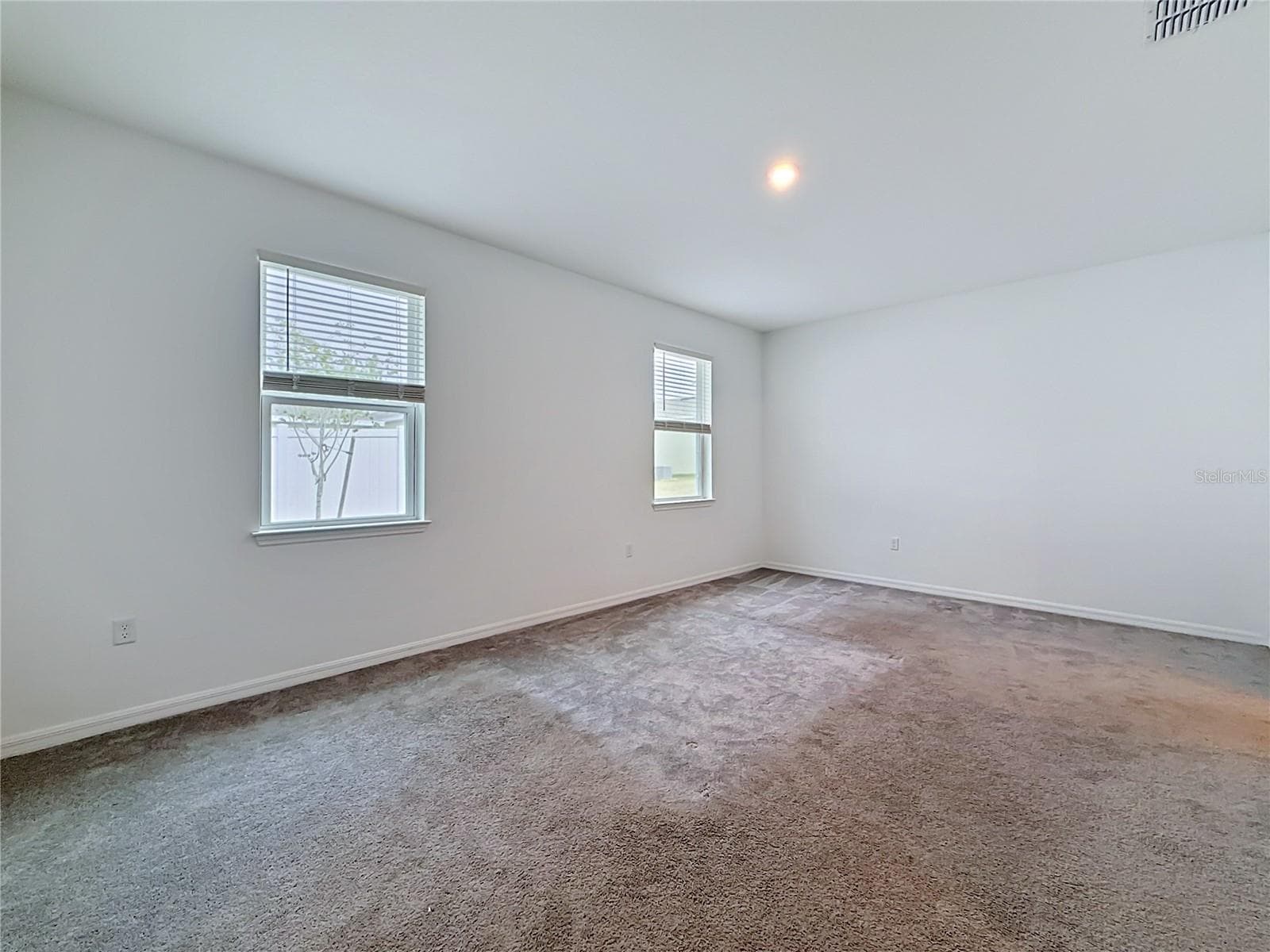 Single Family Residence at 418 QUAYSIDE AVE AVE, MASCOTTE, photo 16 of 53