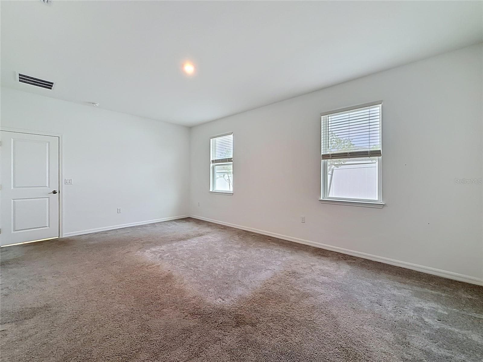Single Family Residence at 418 QUAYSIDE AVE AVE, MASCOTTE, photo 17 of 53
