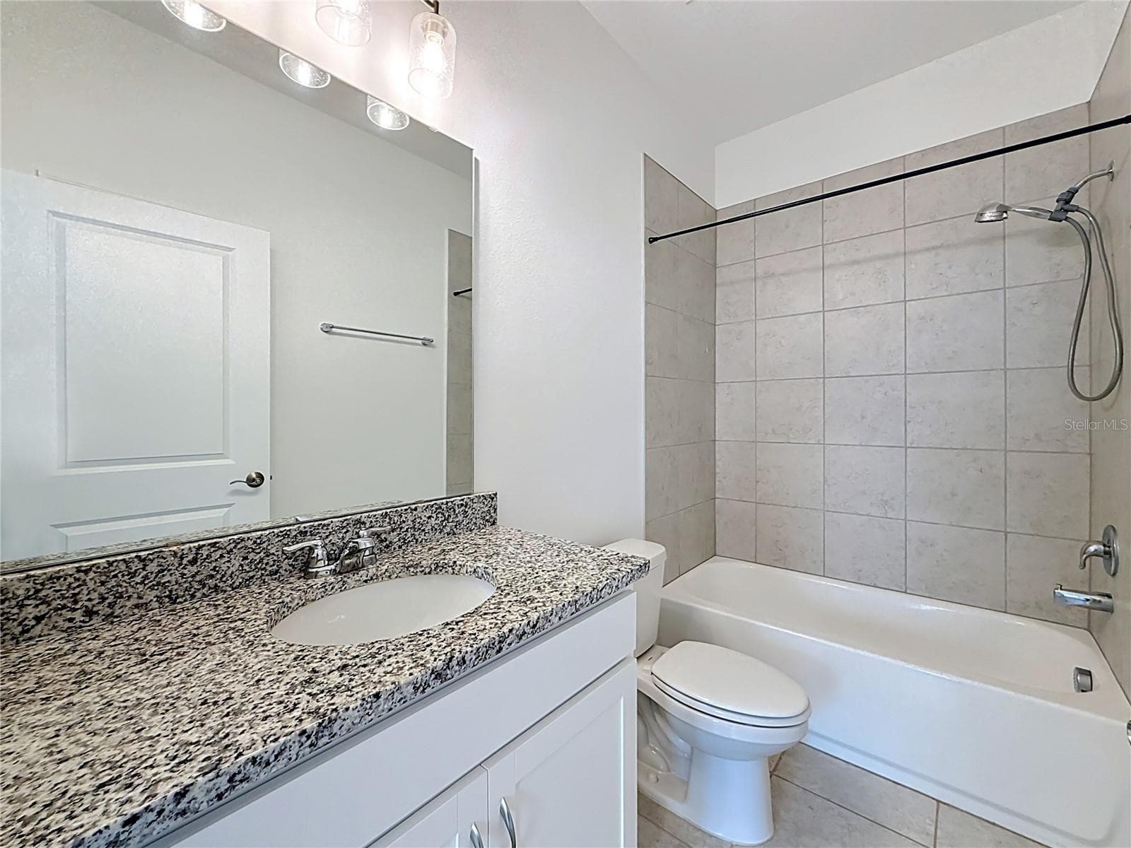 Single Family Residence at 418 QUAYSIDE AVE AVE, MASCOTTE, photo 28 of 53