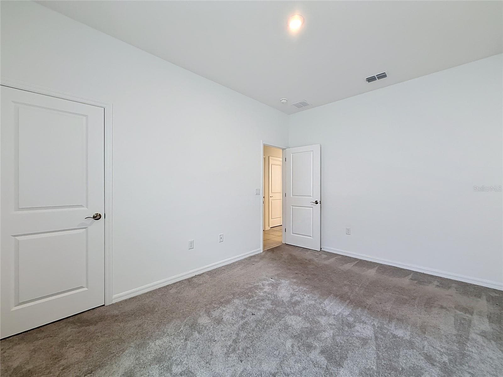 Single Family Residence at 418 QUAYSIDE AVE AVE, MASCOTTE, photo 39 of 53
