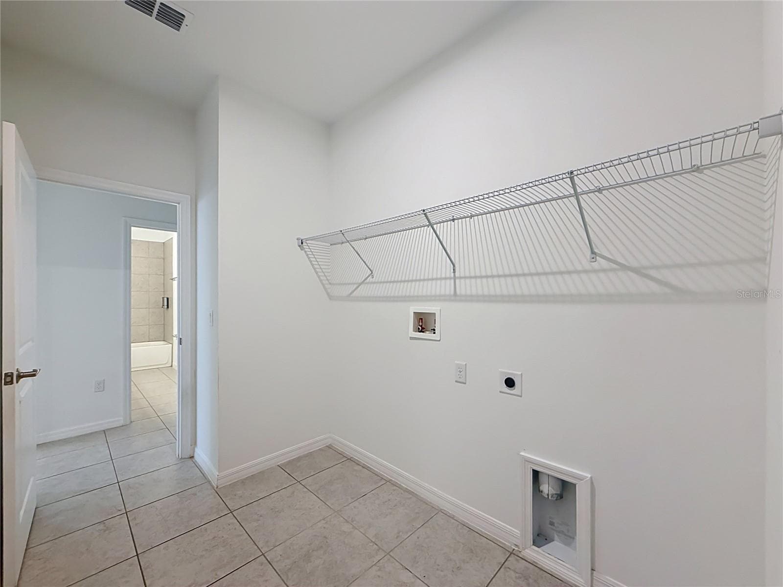 Single Family Residence at 418 QUAYSIDE AVE AVE, MASCOTTE, photo 47 of 53