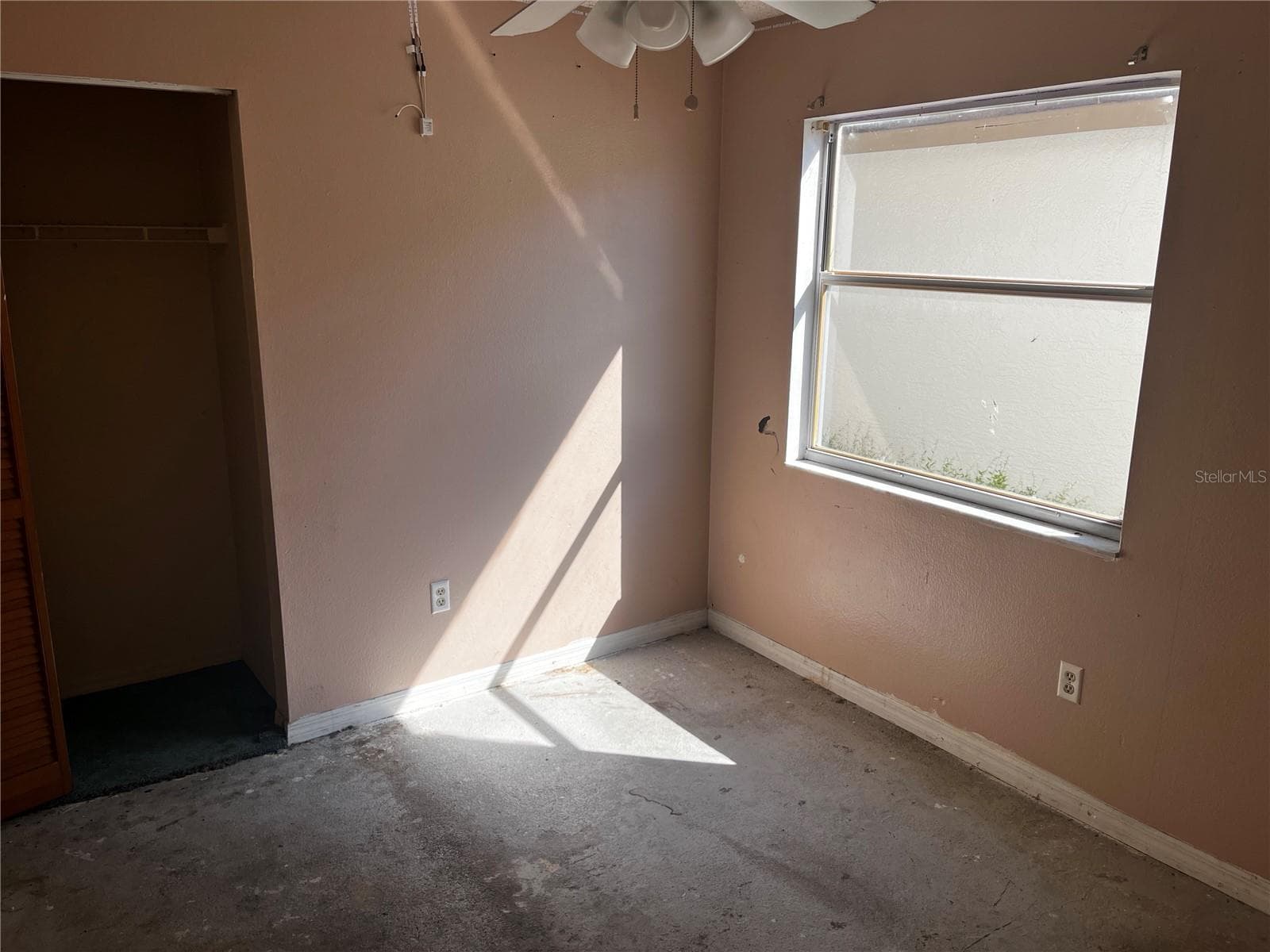 Single Family Residence at 1890 FEATHER TREE CIR, CLEARWATER, photo 9 of 19