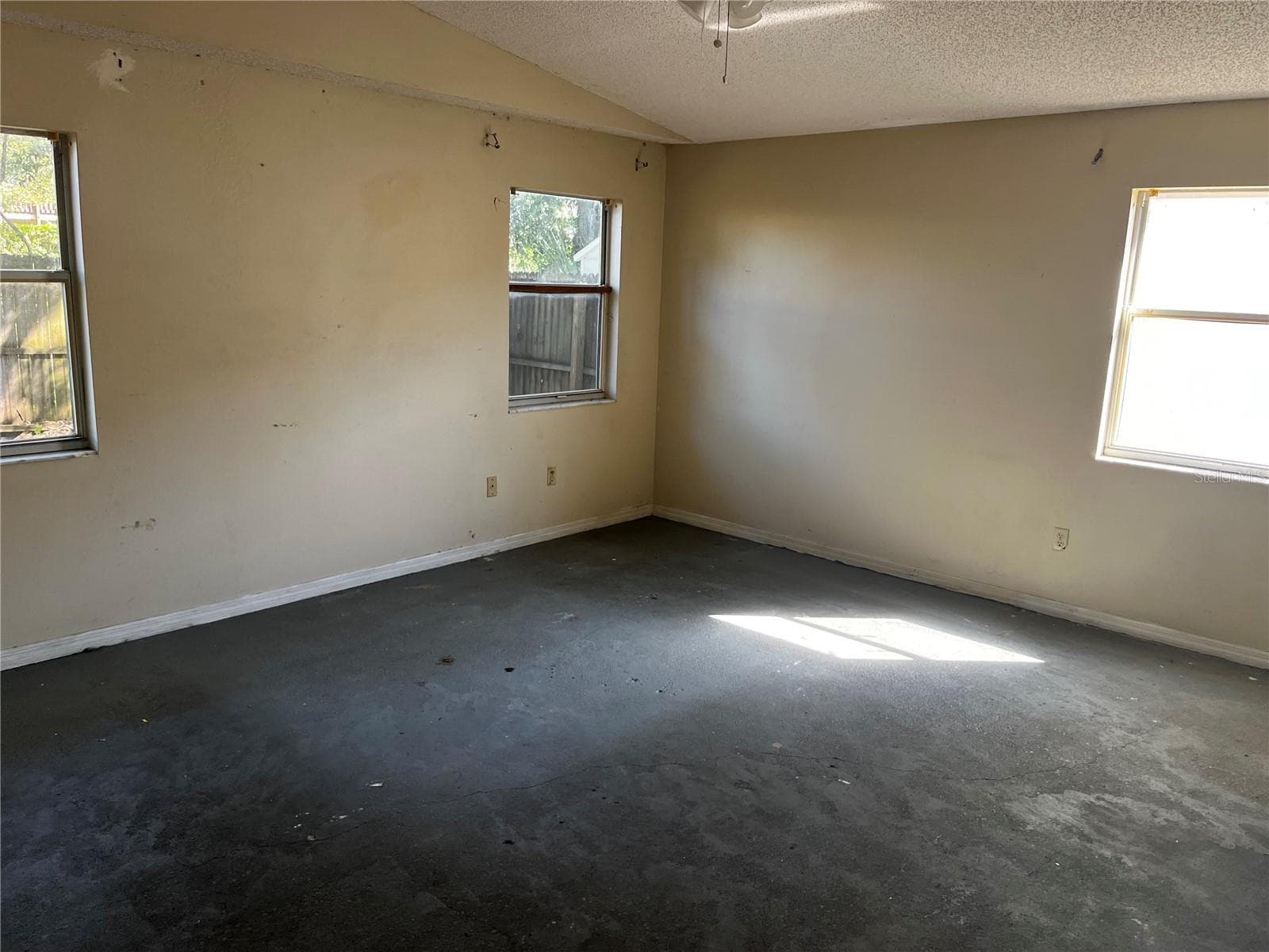 Single Family Residence at 1890 FEATHER TREE CIR, CLEARWATER, photo 11 of 19