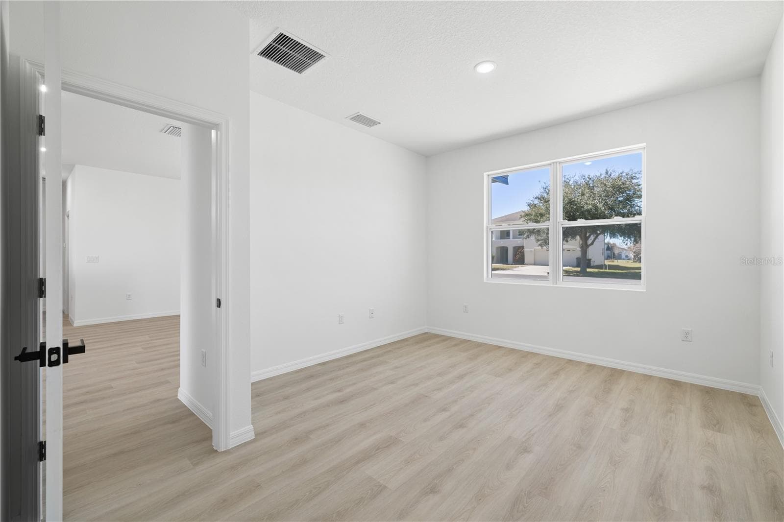 Single Family Residence at 130 SWEET PEA CT, POINCIANA, photo 18 of 32