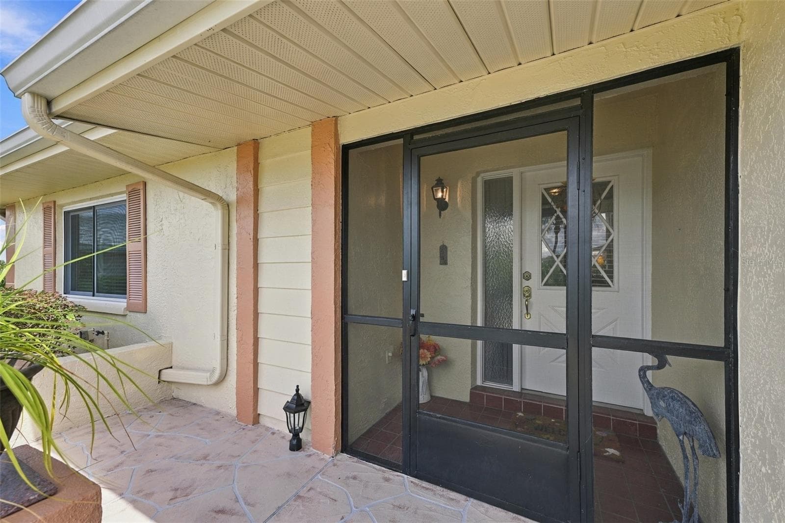 Half Duplex at 1611 WOODMAR DR, SUN CITY CENTER, photo 5 of 48
