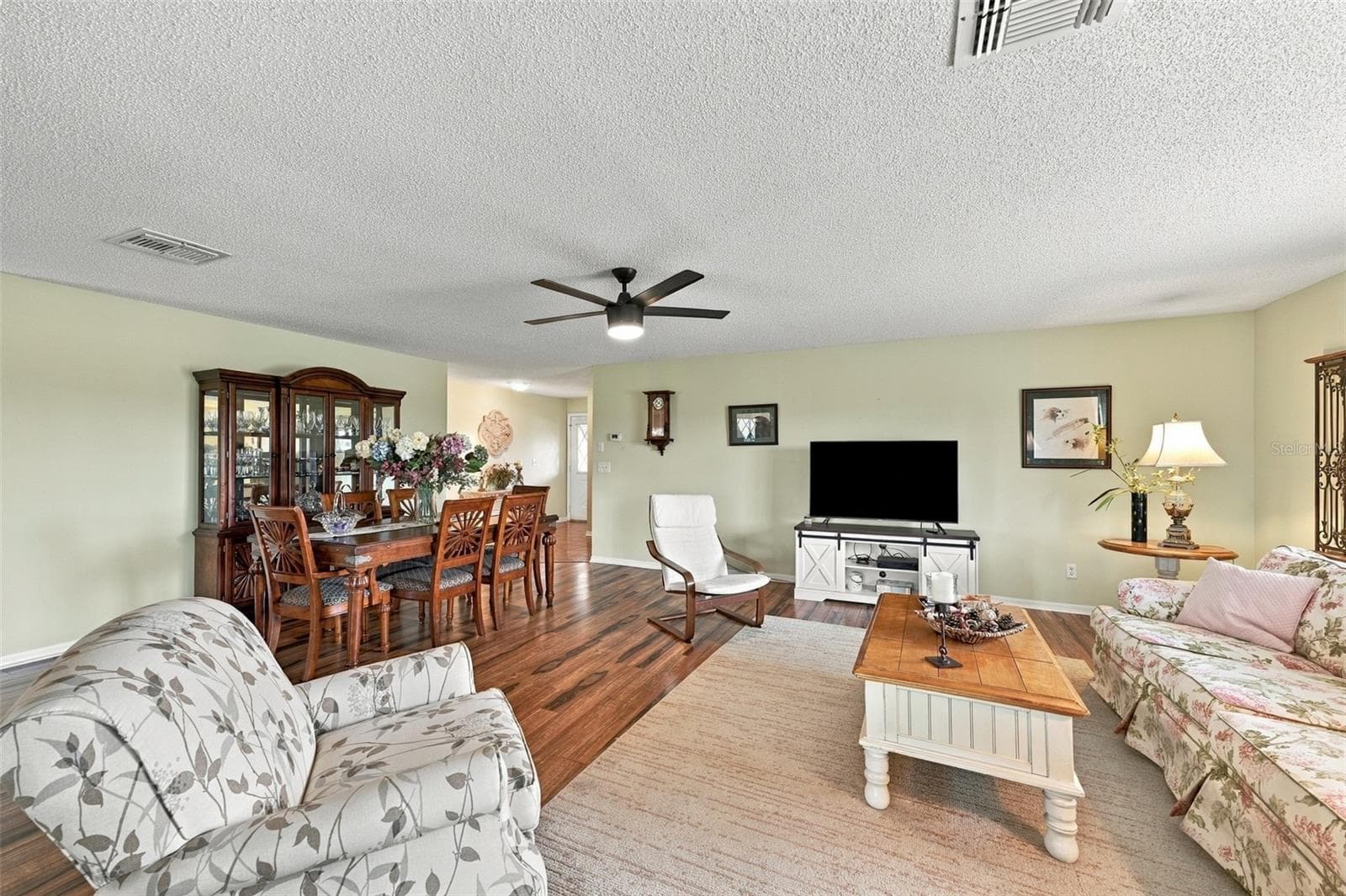 Half Duplex at 1611 WOODMAR DR, SUN CITY CENTER, photo 12 of 48