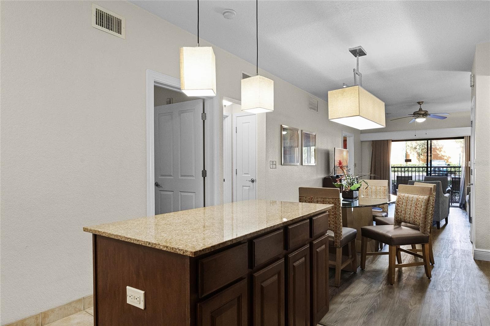 Condo - Hotel at 12527 FLORIDAYS RESORT DR #E-103, ORLANDO, photo 7 of 57