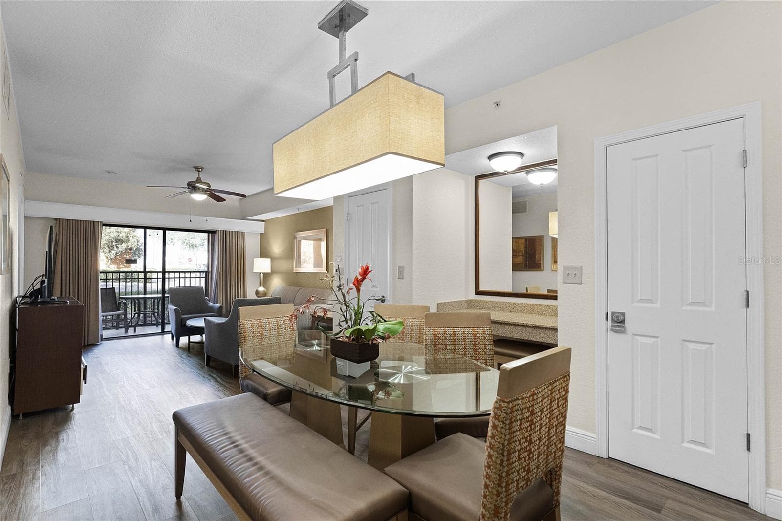 Condo - Hotel at 12527 FLORIDAYS RESORT DR #E-103, ORLANDO, photo 9 of 57