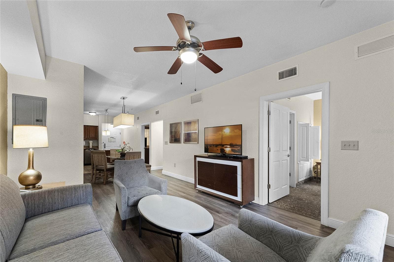 Condo - Hotel at 12527 FLORIDAYS RESORT DR #E-103, ORLANDO, photo 13 of 57
