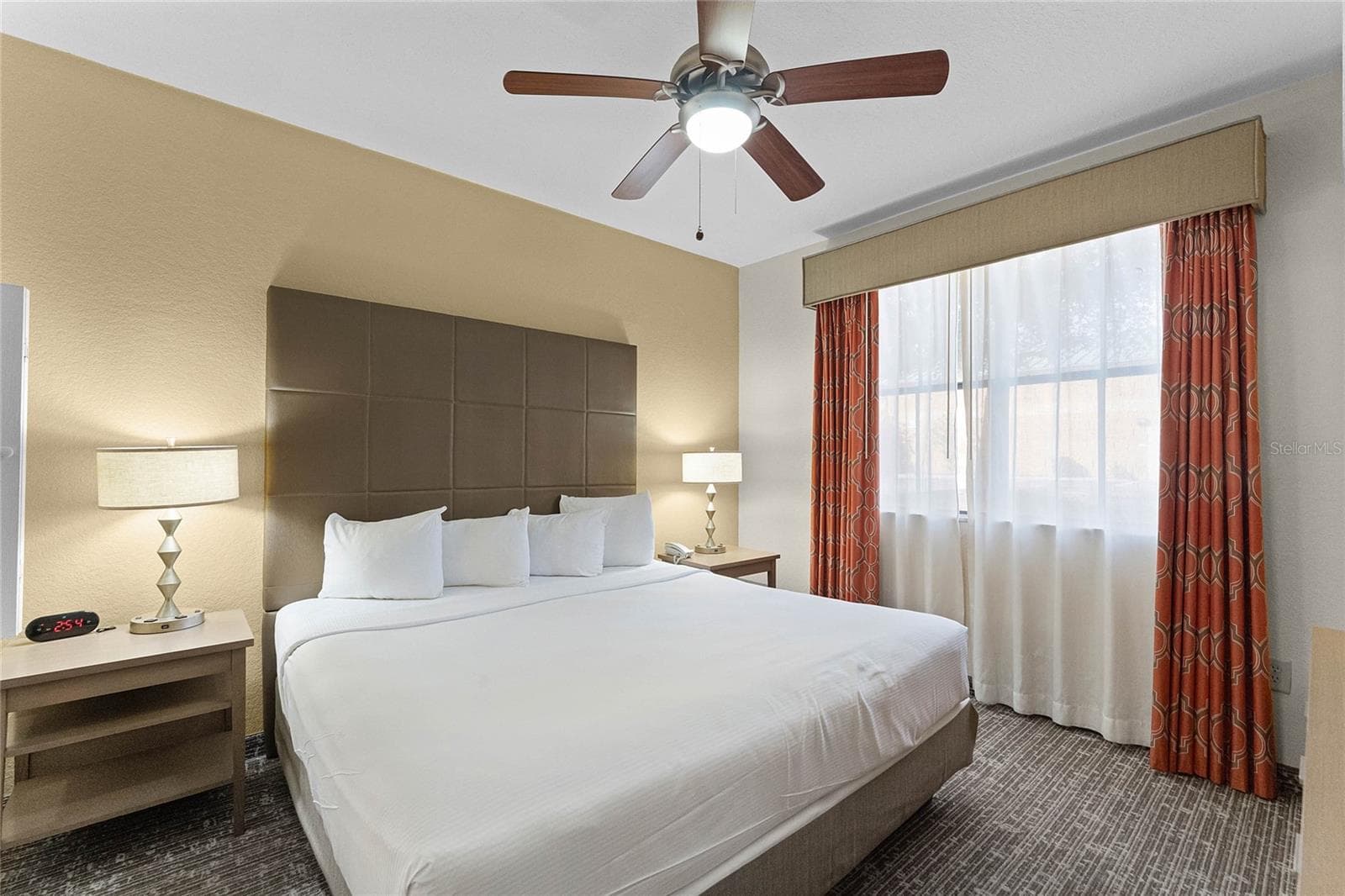 Condo - Hotel at 12527 FLORIDAYS RESORT DR #E-103, ORLANDO, photo 15 of 57