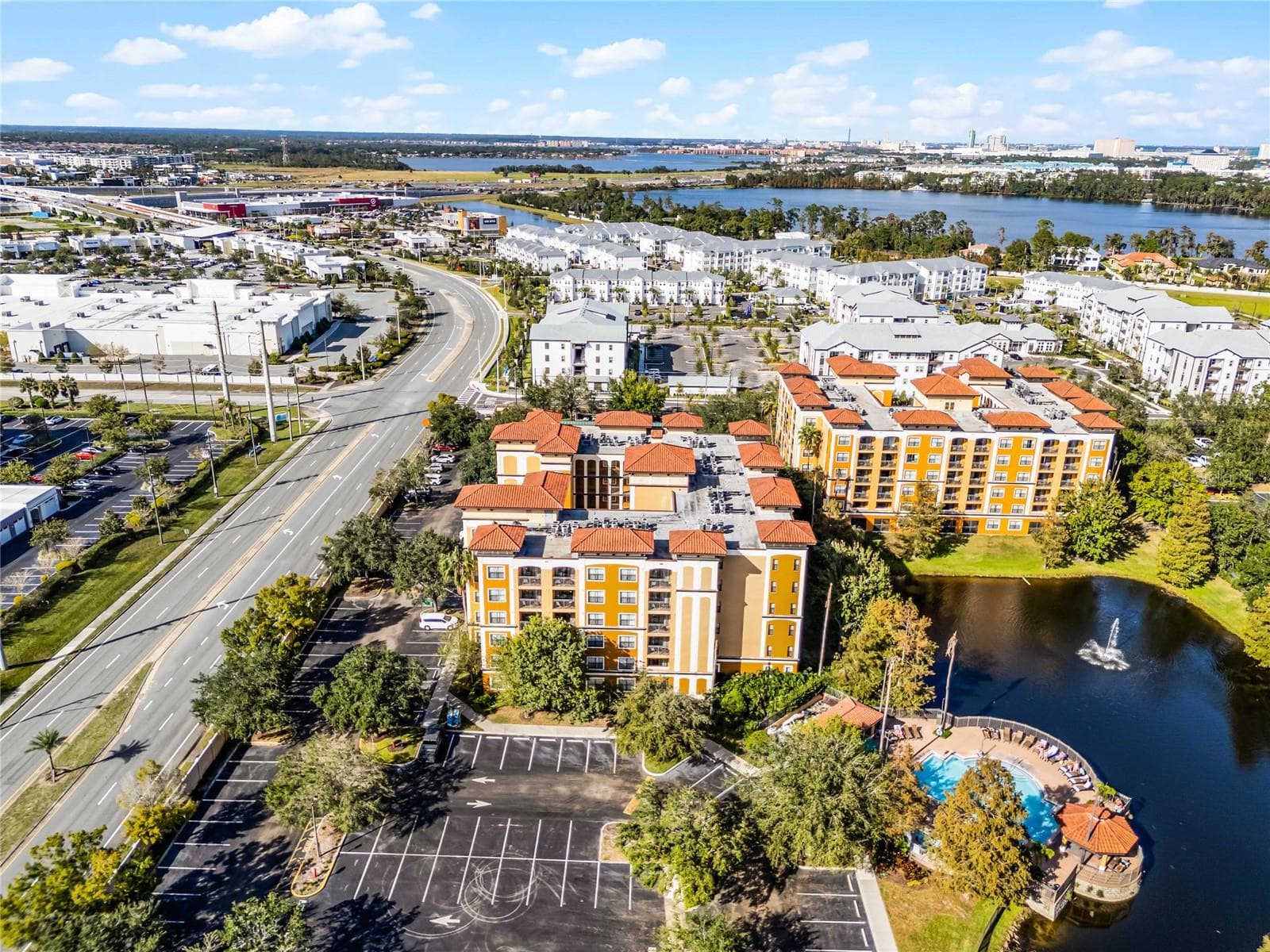 Condo - Hotel at 12527 FLORIDAYS RESORT DR #E-103, ORLANDO, photo 31 of 57