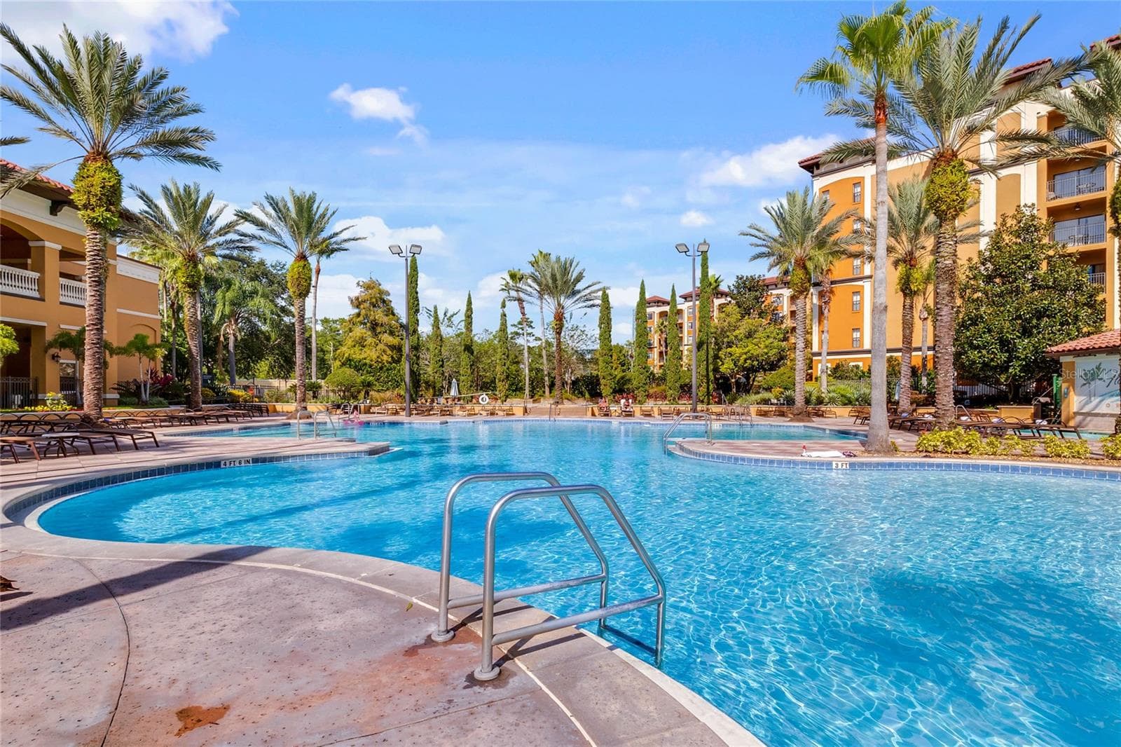 Condo - Hotel at 12527 FLORIDAYS RESORT DR #E-103, ORLANDO, photo 37 of 57