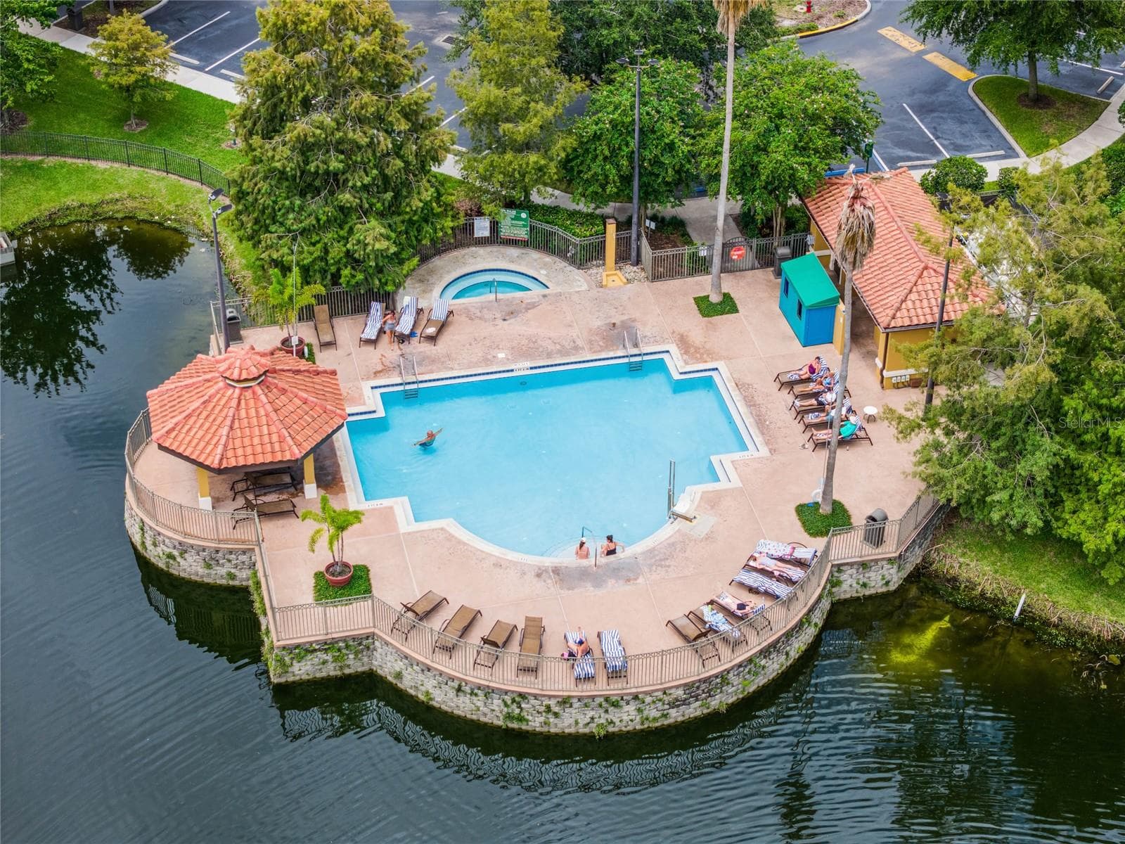 Condo - Hotel at 12527 FLORIDAYS RESORT DR #E-103, ORLANDO, photo 53 of 57
