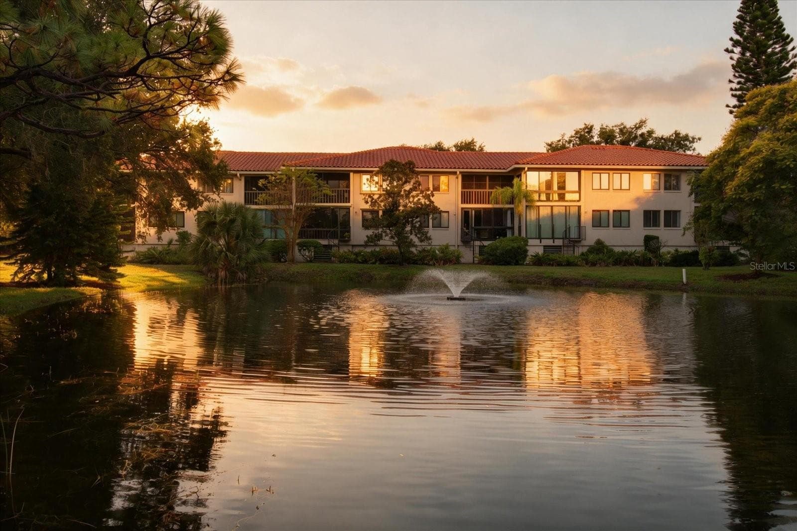 Condominium at 1800 MARINER DR #4, TARPON SPRINGS, photo 3 of 40