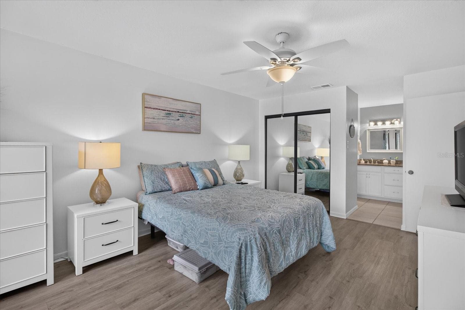 Condominium at 1800 MARINER DR #4, TARPON SPRINGS, photo 23 of 40