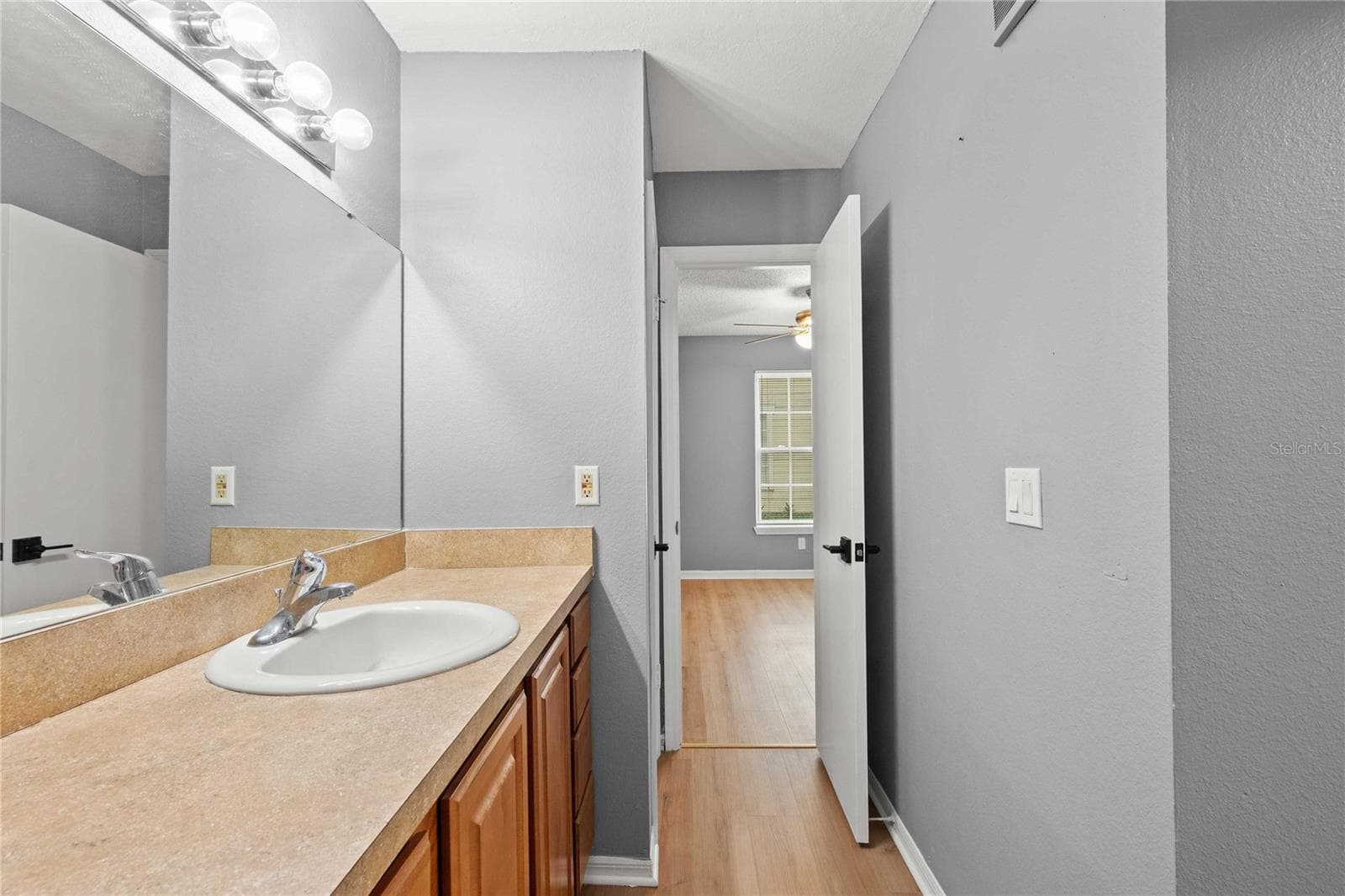 Primary Bath - 1069 S HIAWASSEE RD #1317, ORLANDO