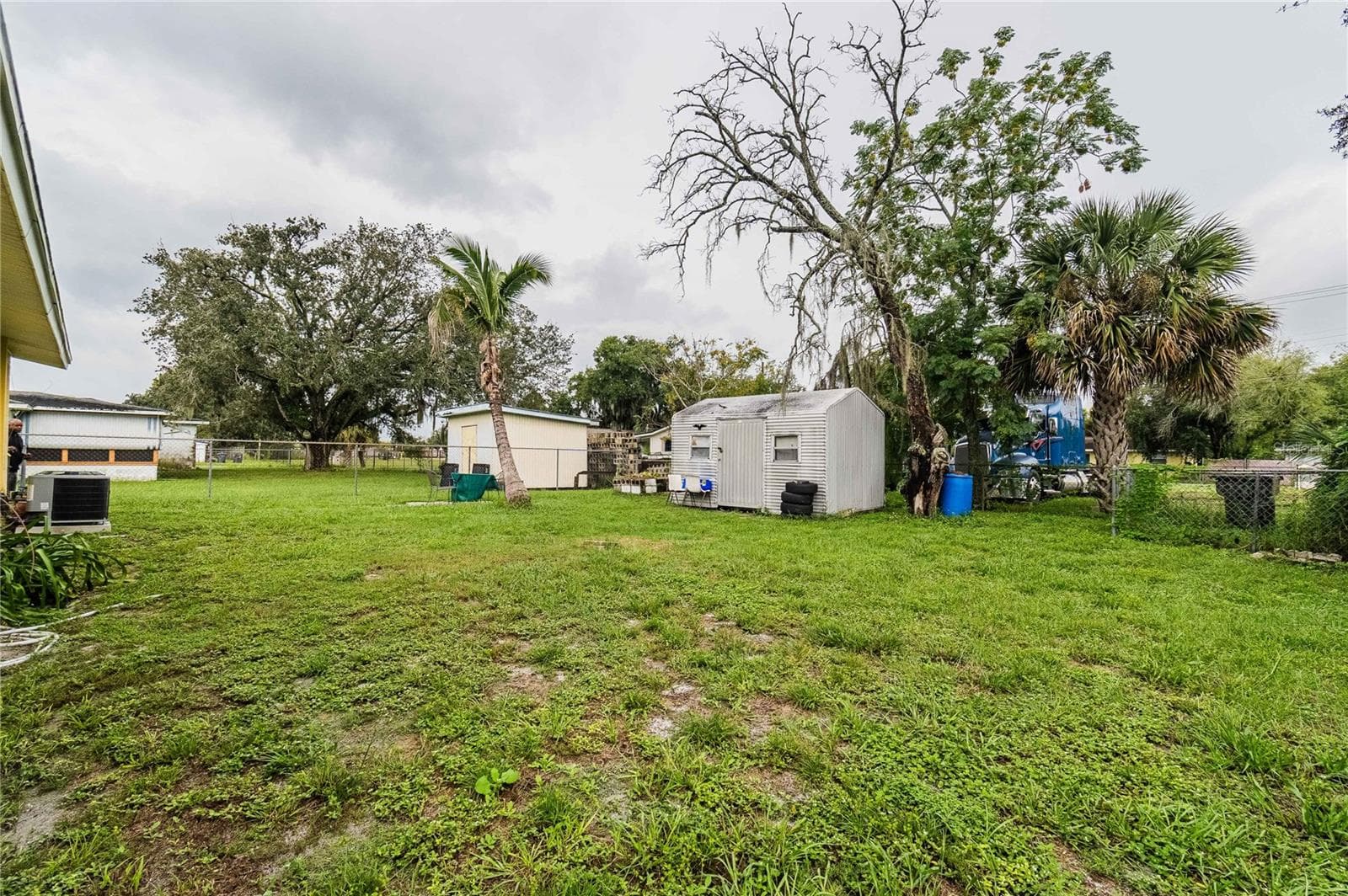 Single Family Residence at 710 SAVANNAH AVE, LAKELAND, photo 19 of 21