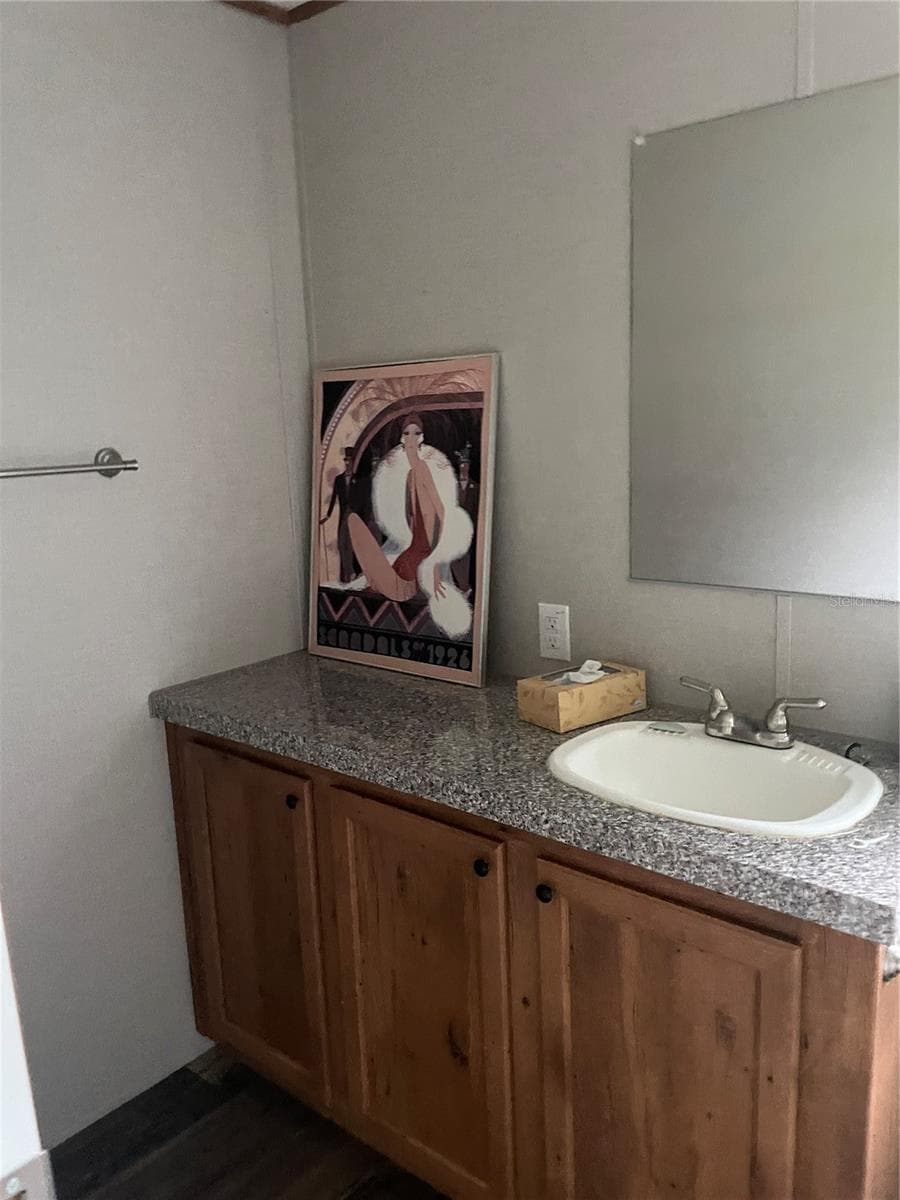 Manufactured Home at 3275 SE 133RD PL, BELLEVIEW, photo 7 of 12