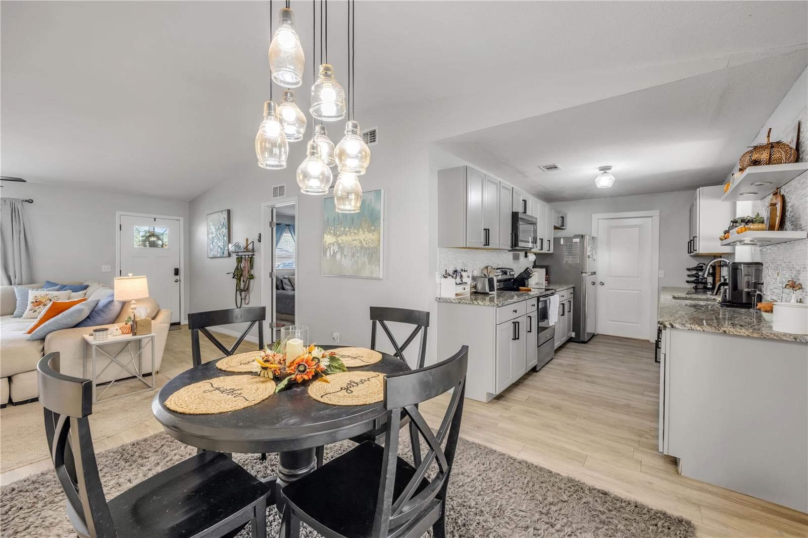 Single Family Residence at 3426 YULE TREE DR, EDGEWATER, photo 12 of 52