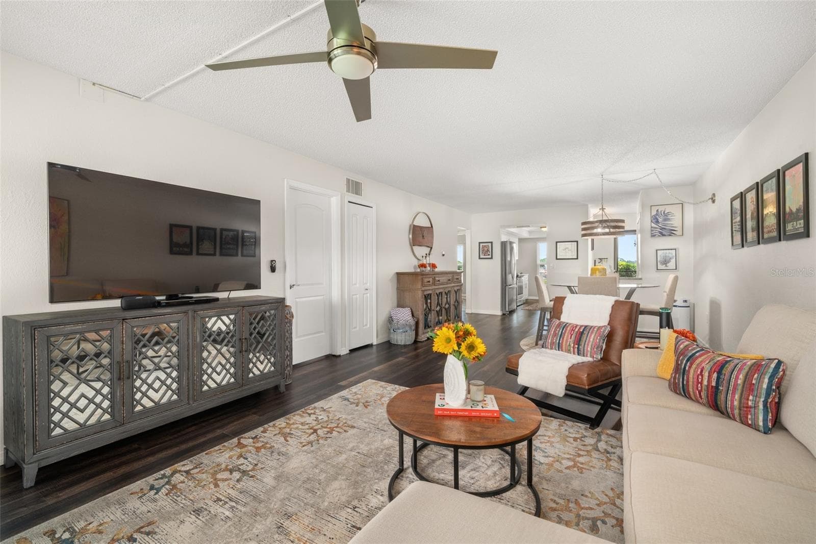 Living room - 3613 EDGEWATER DR, SEBRING
