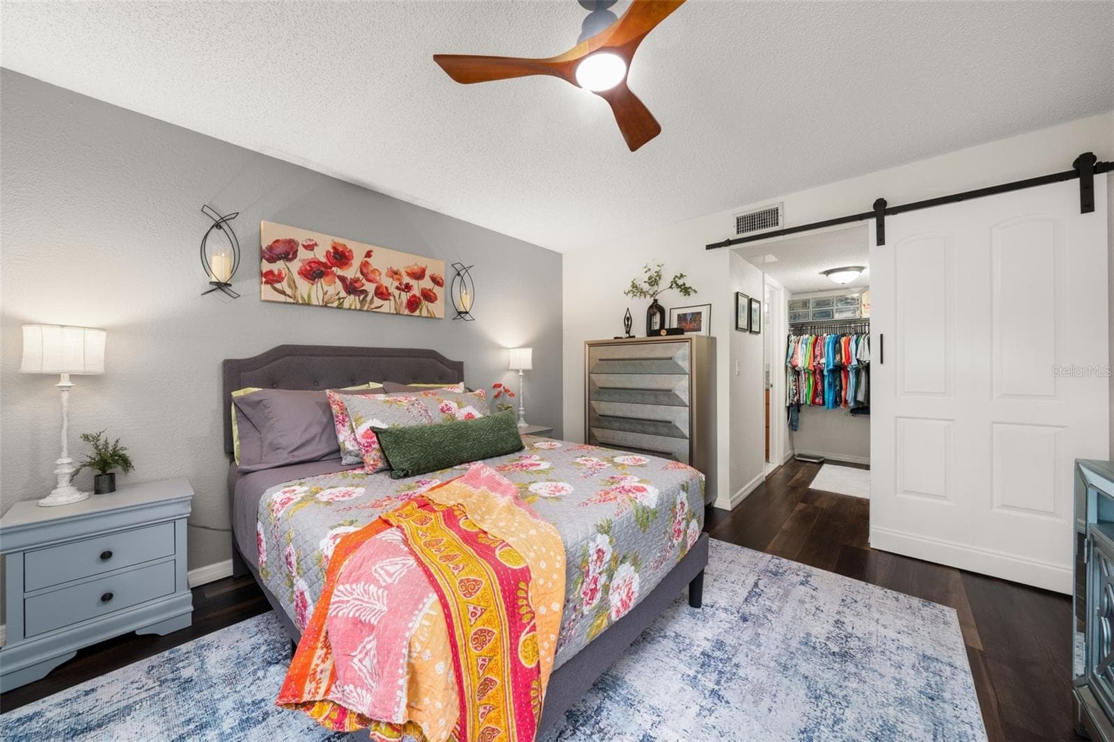 Primary bedroom - 3613 EDGEWATER DR, SEBRING