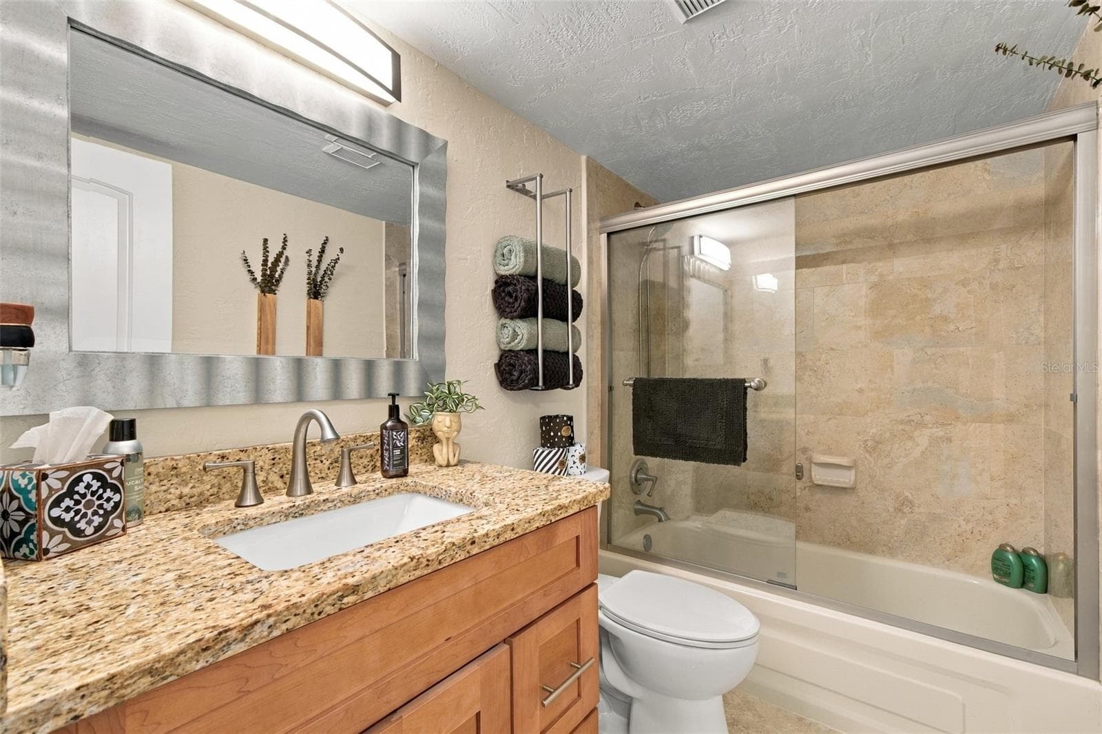 Bathroom 2 - 3613 EDGEWATER DR, SEBRING