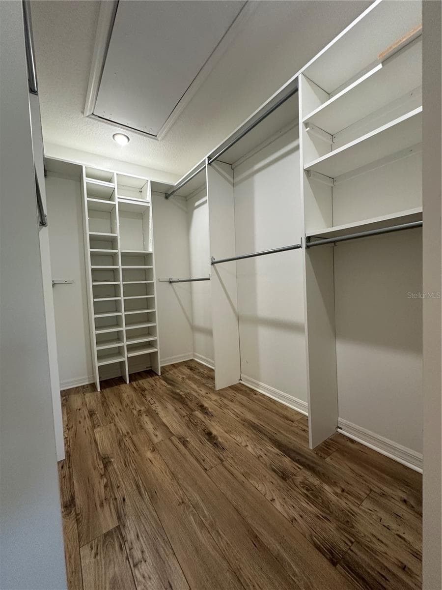Single Family Residence at 24809 RIVERBOAT BND, LEESBURG, photo 17 of 80