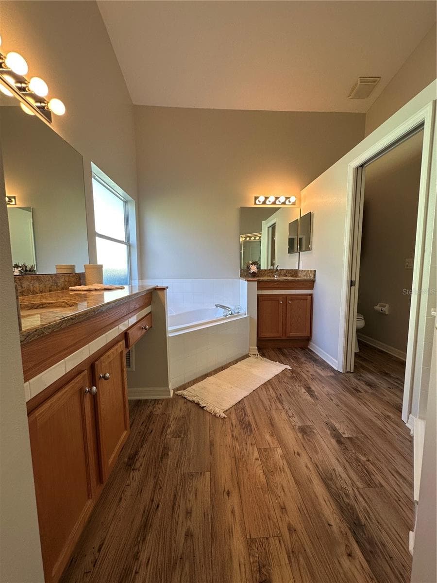 Single Family Residence at 24809 RIVERBOAT BND, LEESBURG, photo 19 of 80