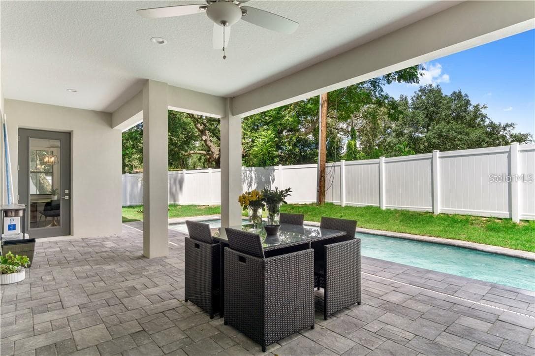 Single Family Residence at 2234 HOWARD DR, WINTER PARK, photo 2 of 17