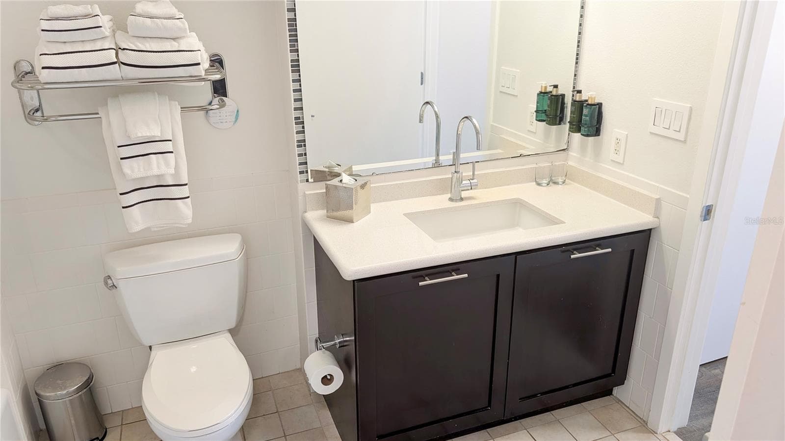 Bathroom #2, View #2! - 225 CELEBRATION PL #212, KISSIMMEE
