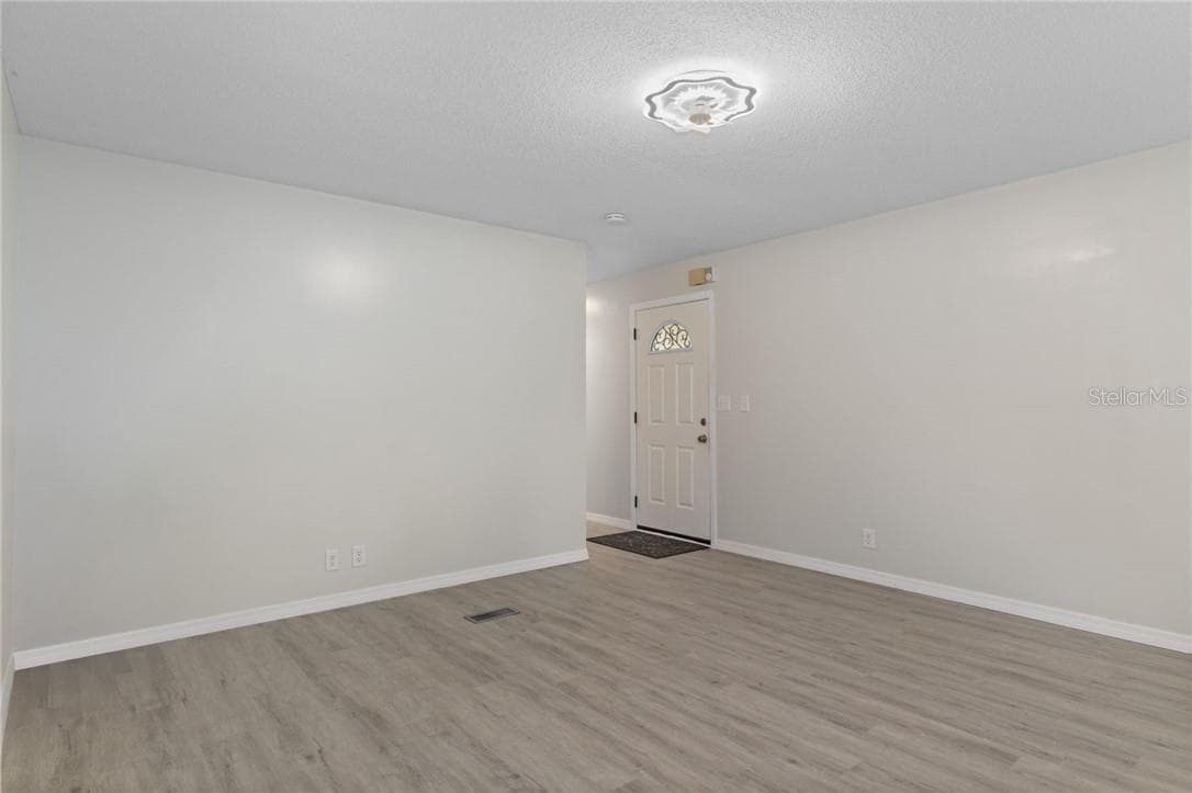 Residential at 193 Gladys AVE, INGLIS FL 34449, Inglis, photo 11 of 37