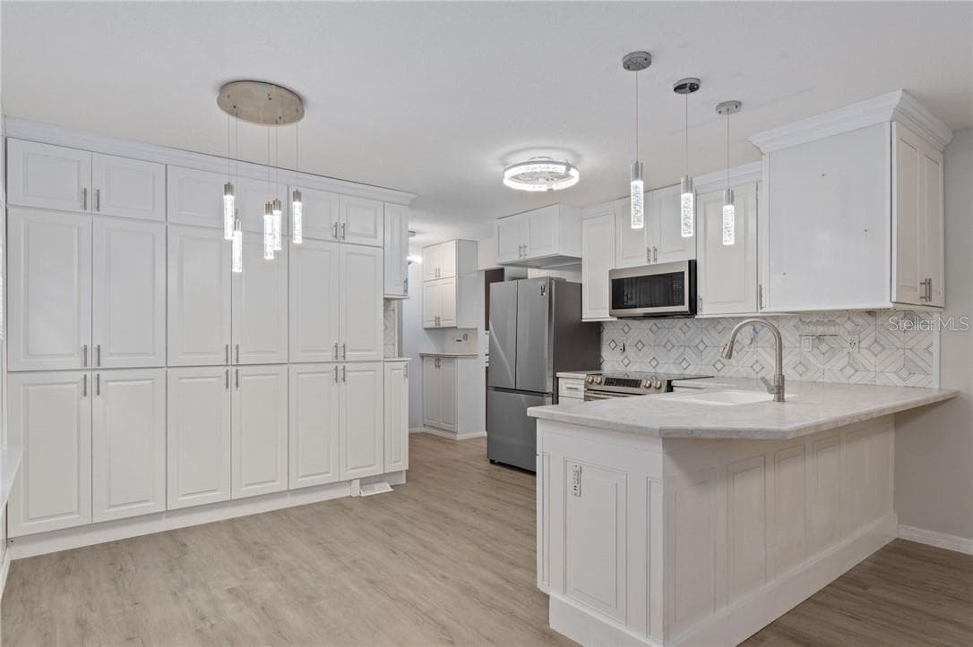 New Kitchen - 193 Gladys AVE, INGLIS FL 34449, Inglis