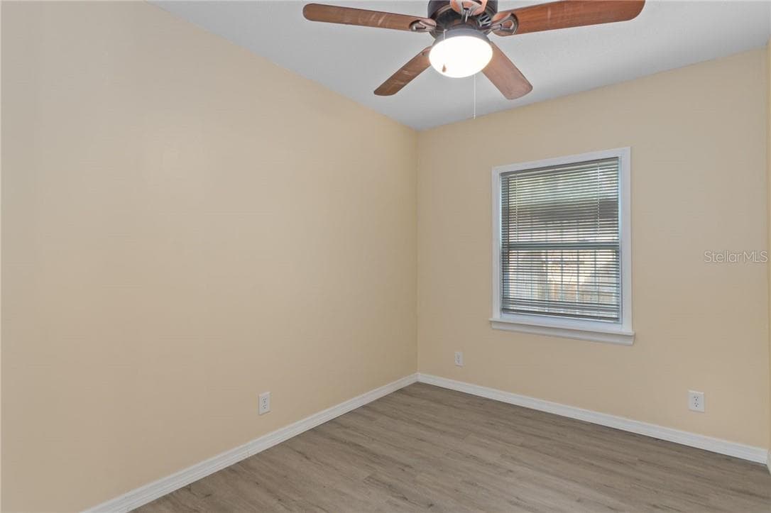 Residential at 193 Gladys AVE, INGLIS FL 34449, Inglis, photo 25 of 37