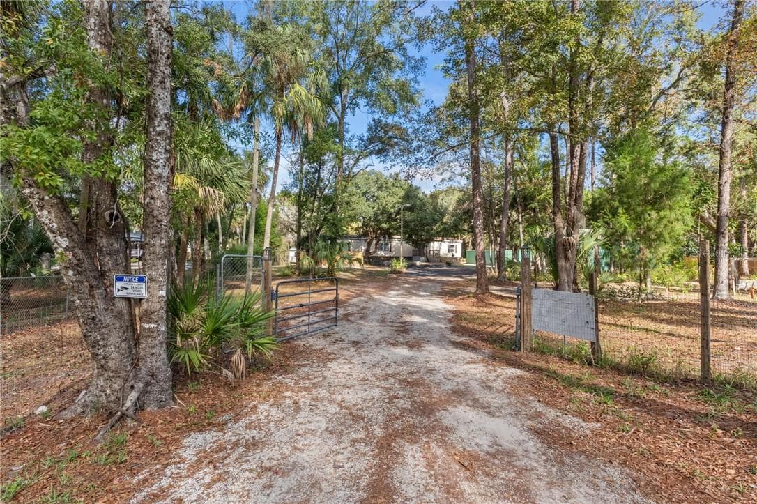 Welcome! - 193 Gladys AVE, INGLIS FL 34449, Inglis