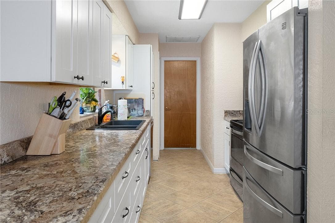 Single Family Residence at 1931 S Colonial AVE, HOMOSASSA FL 34448, Homosassa, photo 12 of 37