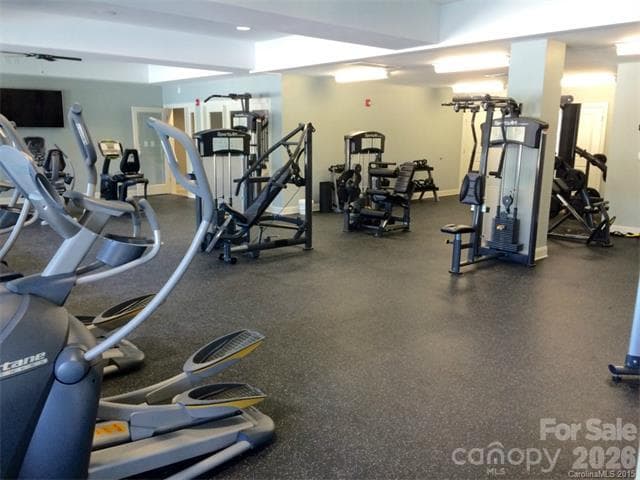 owners fitness center - 9609 Spurwig Court, Charlotte