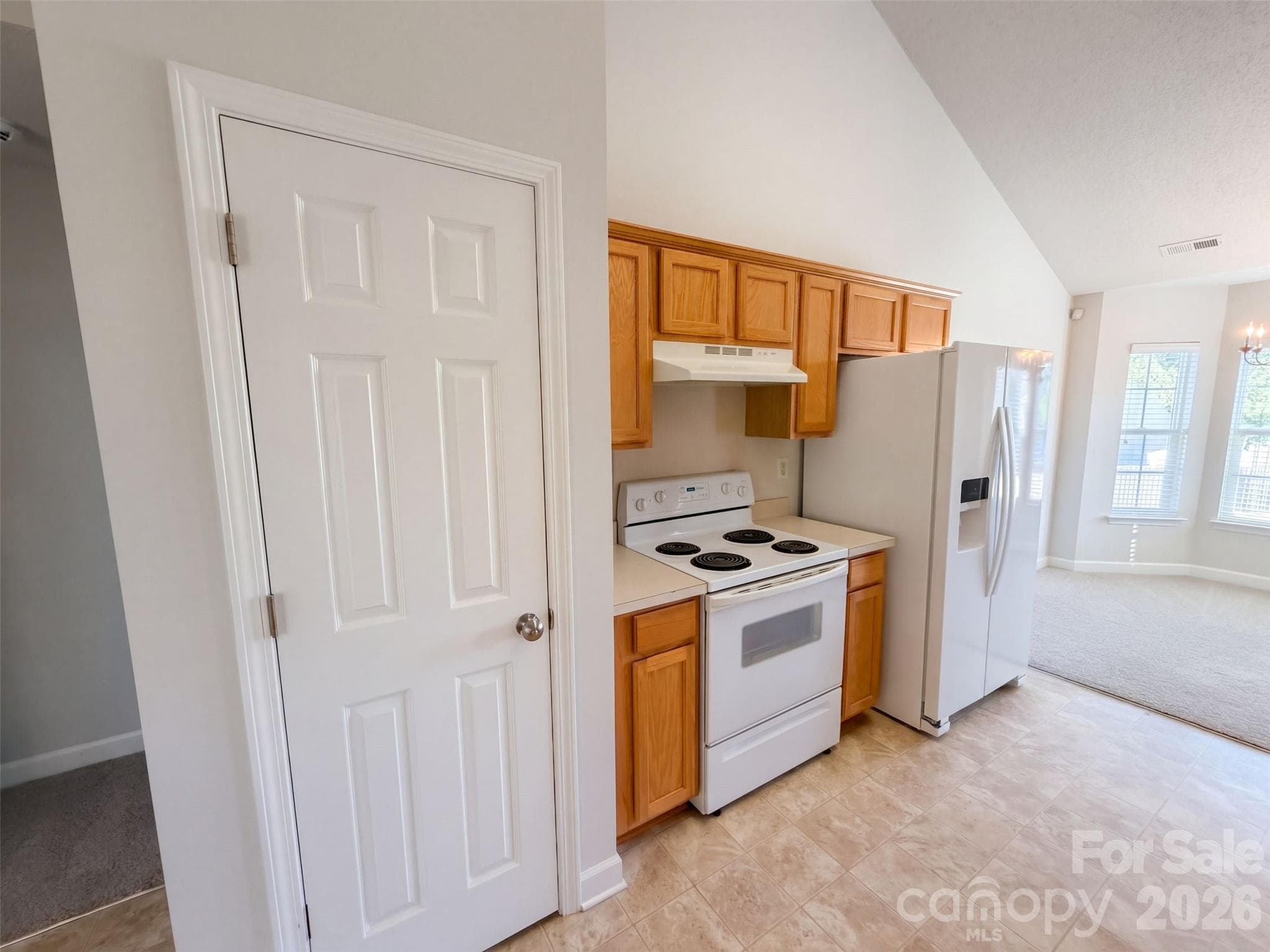 Single Family Residence at 11344 Pointer Ridge Drive, Charlotte, photo 9 of 24