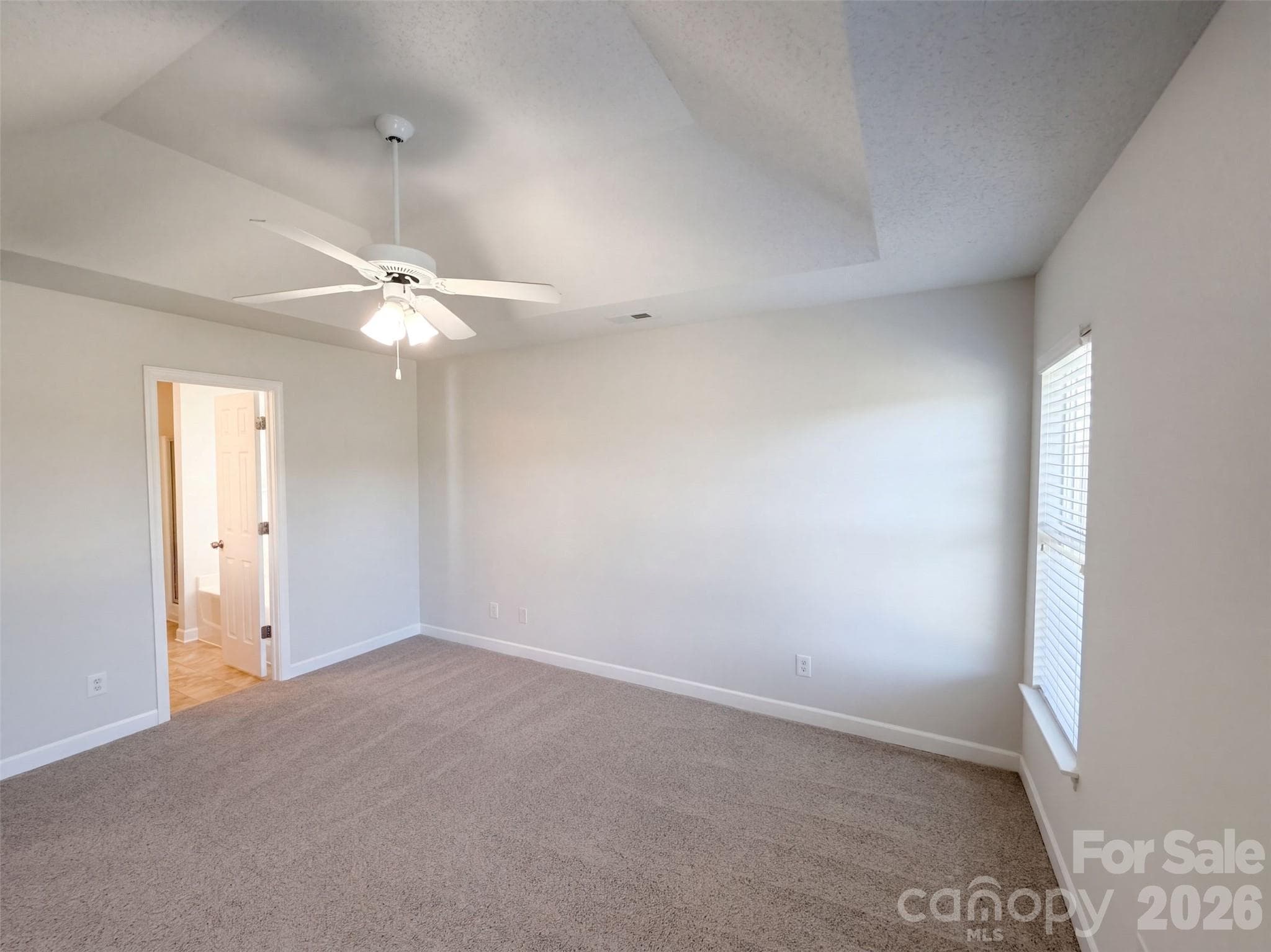 Single Family Residence at 11344 Pointer Ridge Drive, Charlotte, photo 11 of 24