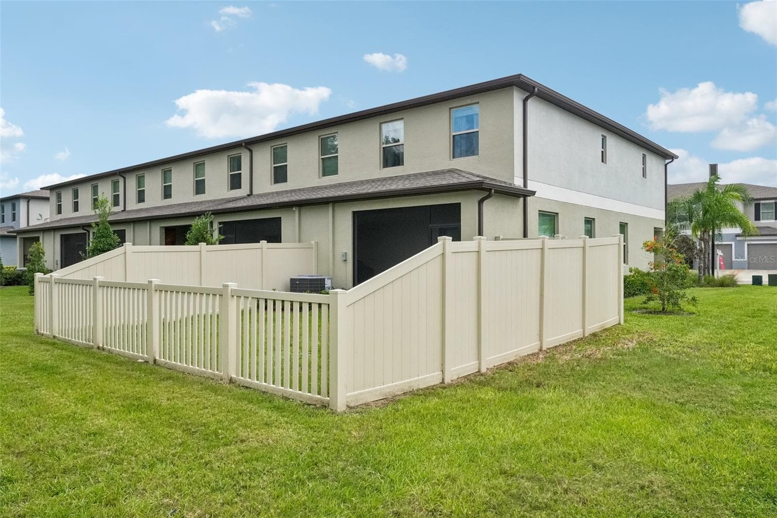 Townhouse at 5111 FORUM BLVD, HOLIDAY, photo 38 of 45