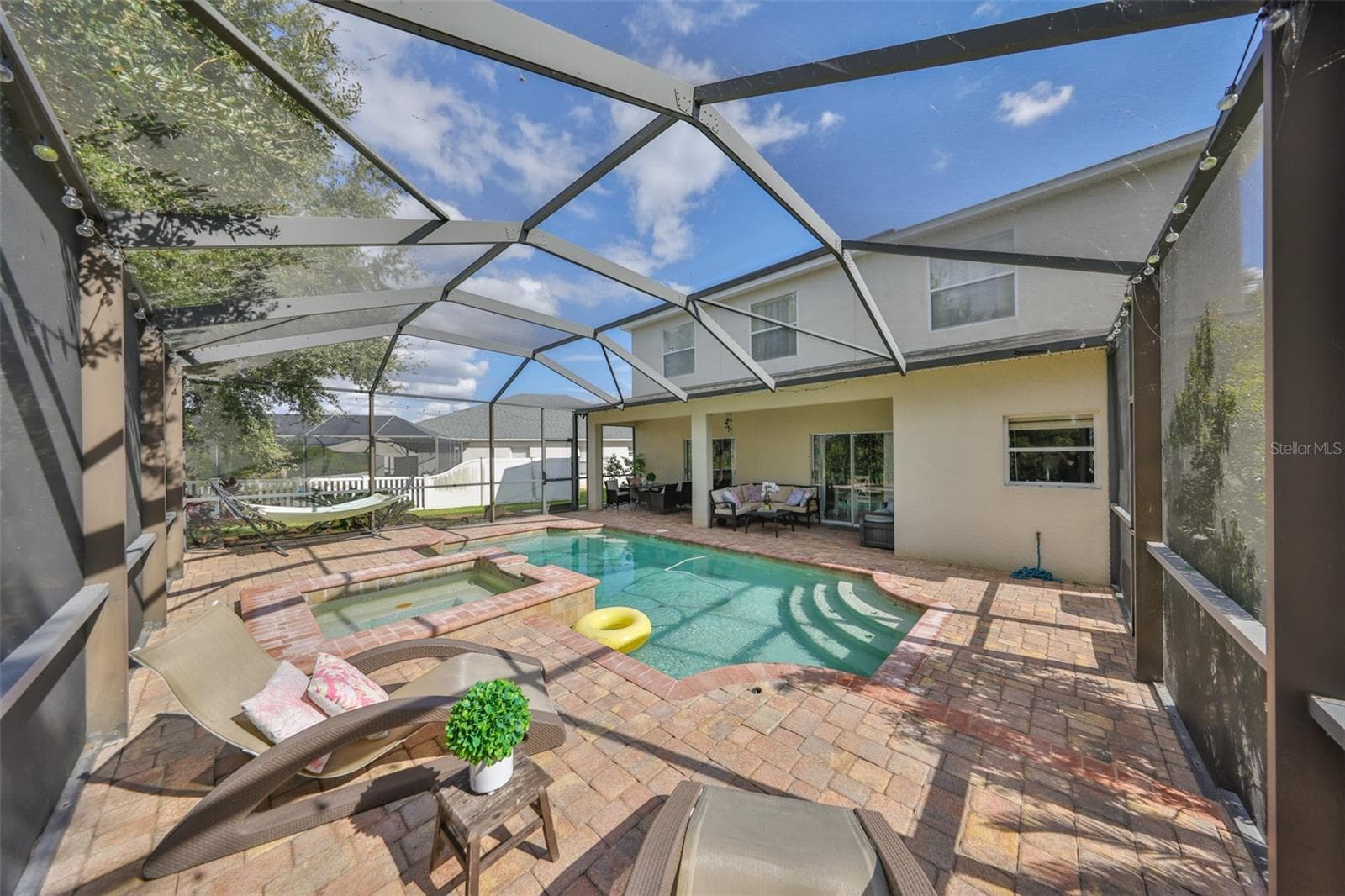 Single Family Residence at 13914 CHALK HILL PL, RIVERVIEW, photo 41 of 57
