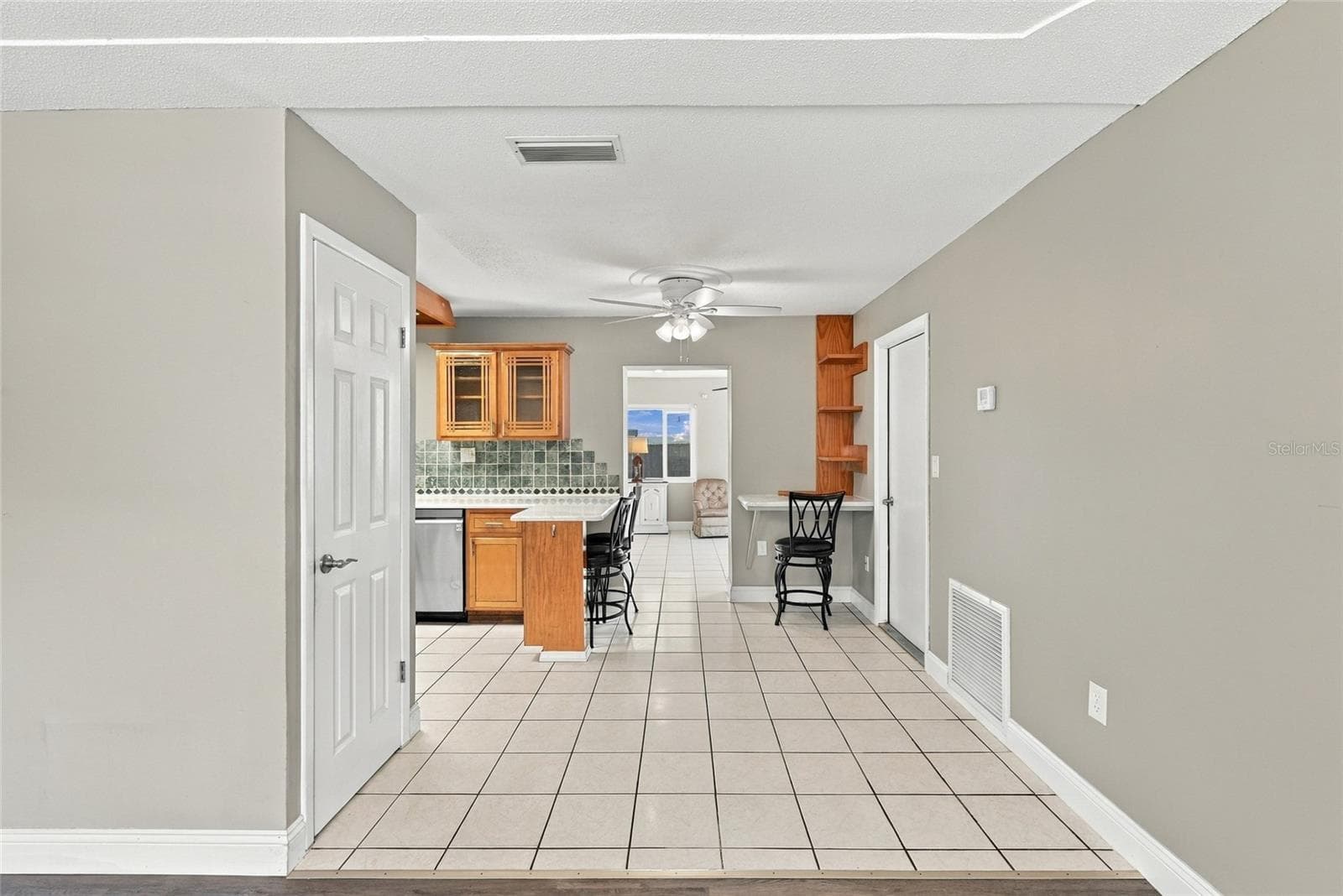 Single Family Residence at 9727 GROVELAND ST, SEMINOLE, photo 7 of 44