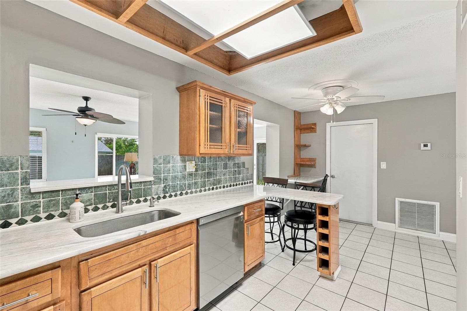 Single Family Residence at 9727 GROVELAND ST, SEMINOLE, photo 10 of 44