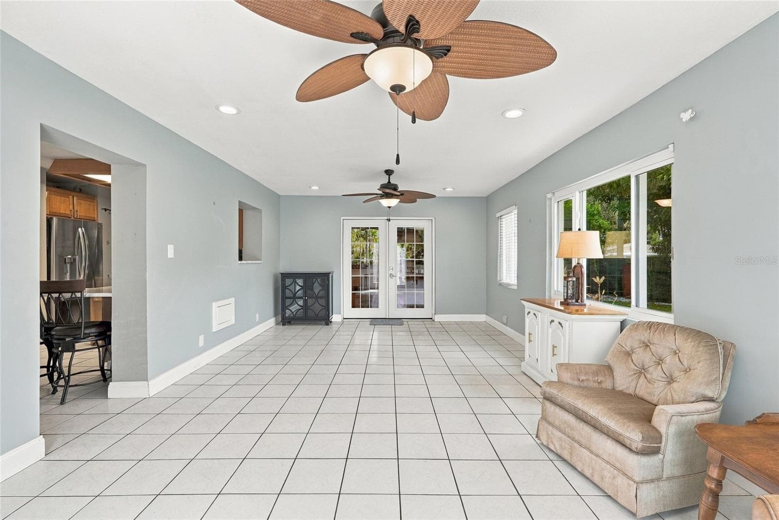 Single Family Residence at 9727 GROVELAND ST, SEMINOLE, photo 13 of 44