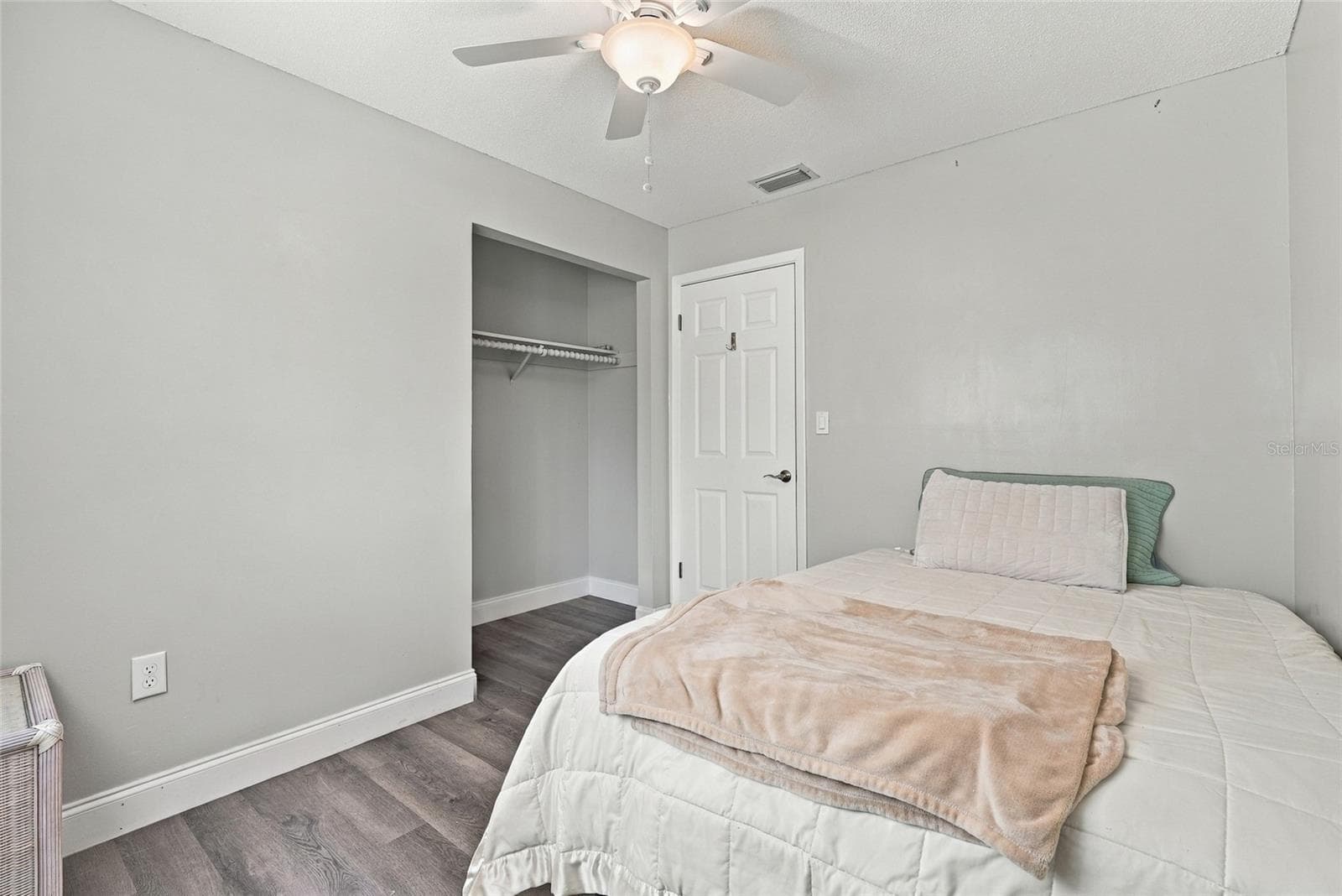 Single Family Residence at 9727 GROVELAND ST, SEMINOLE, photo 21 of 44