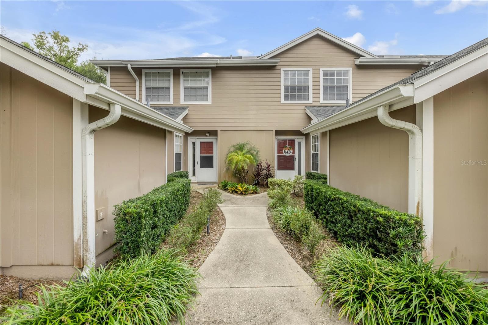 636 MAPLE OAK CIR #107