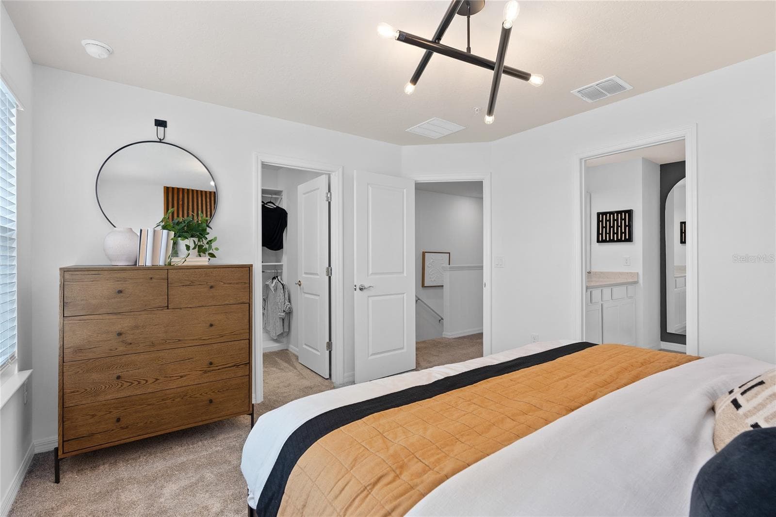 Model Home Design Only. Pictures and furnishings are for illustrative purposes only. Elevations, colors and options may vary. Furniture is for model home staging only. - 4556 ORCHARD VIEW ALY, CLERMONT